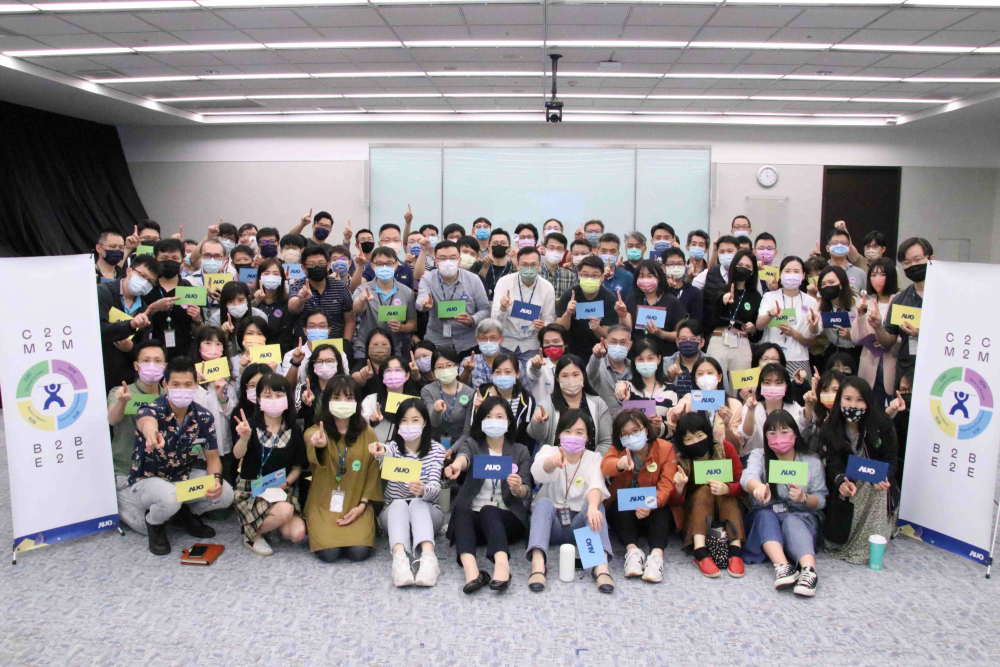 友達提供全球及集團輪調機會，支持同仁持續進修學習，致力為專業人才打造友善多元的職場環境